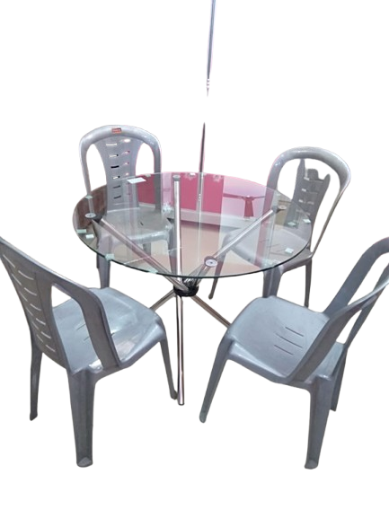ROUND DINING TABLE